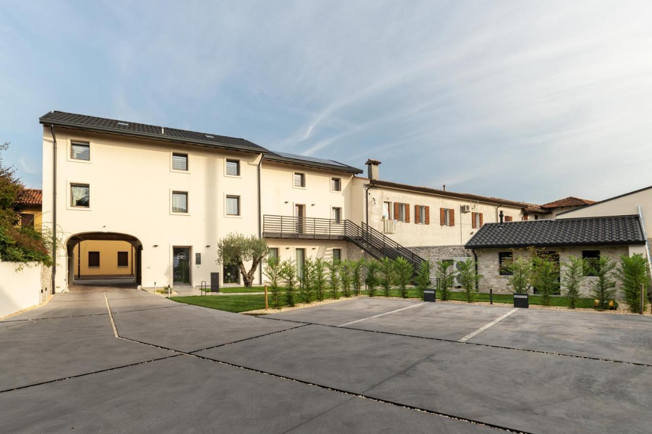 Portone180 Guest House Roveredo in Piano Экстерьер фото